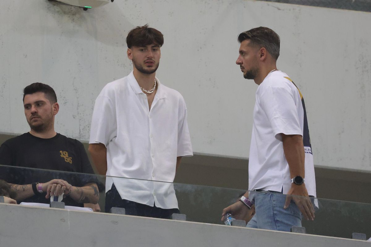 Adrian Mazilu, în tribune la Dinamo - Hermannstadt! Când ar putea debuta