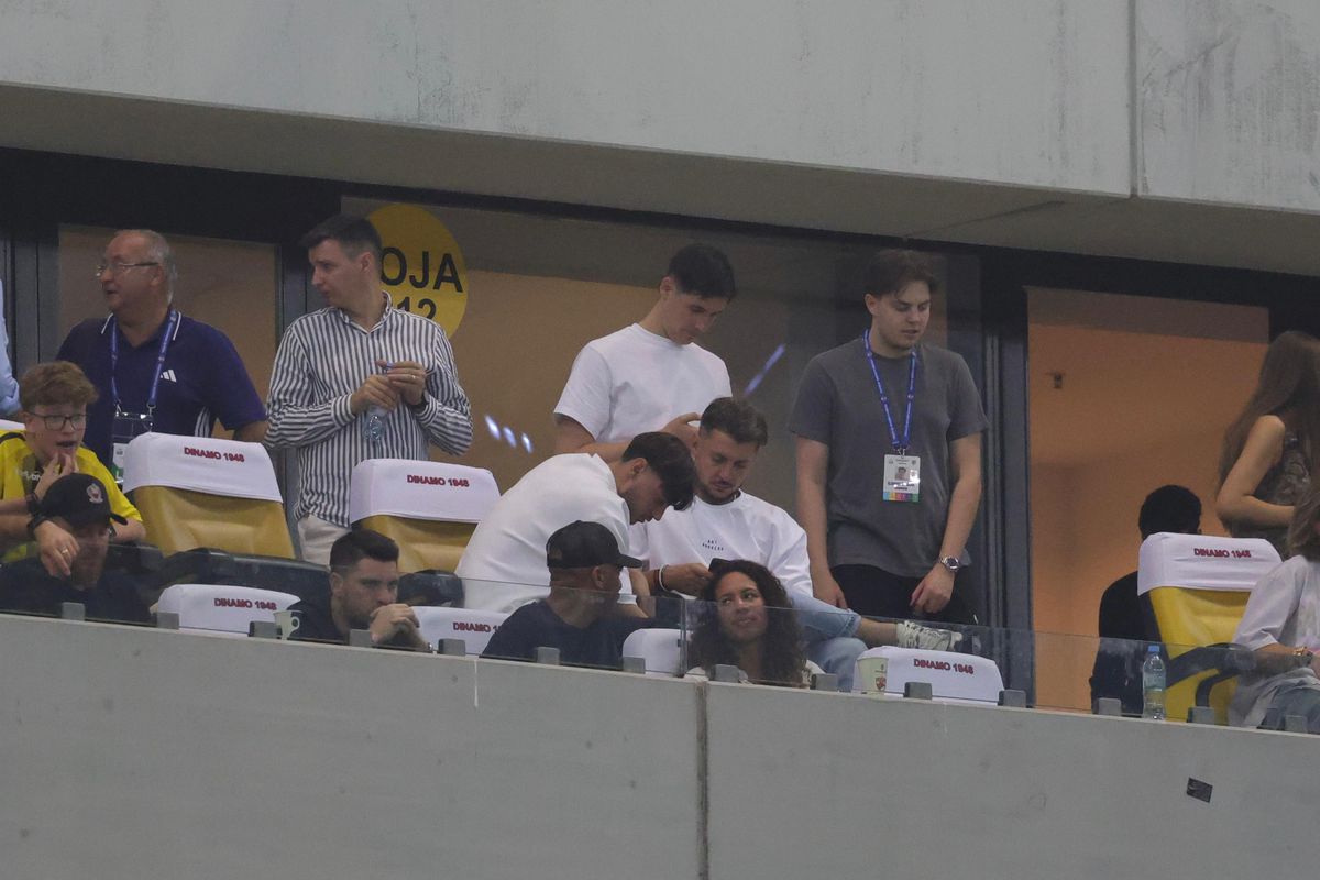 Adrian Mazilu, în tribune la Dinamo - Hermannstadt! Când ar putea debuta