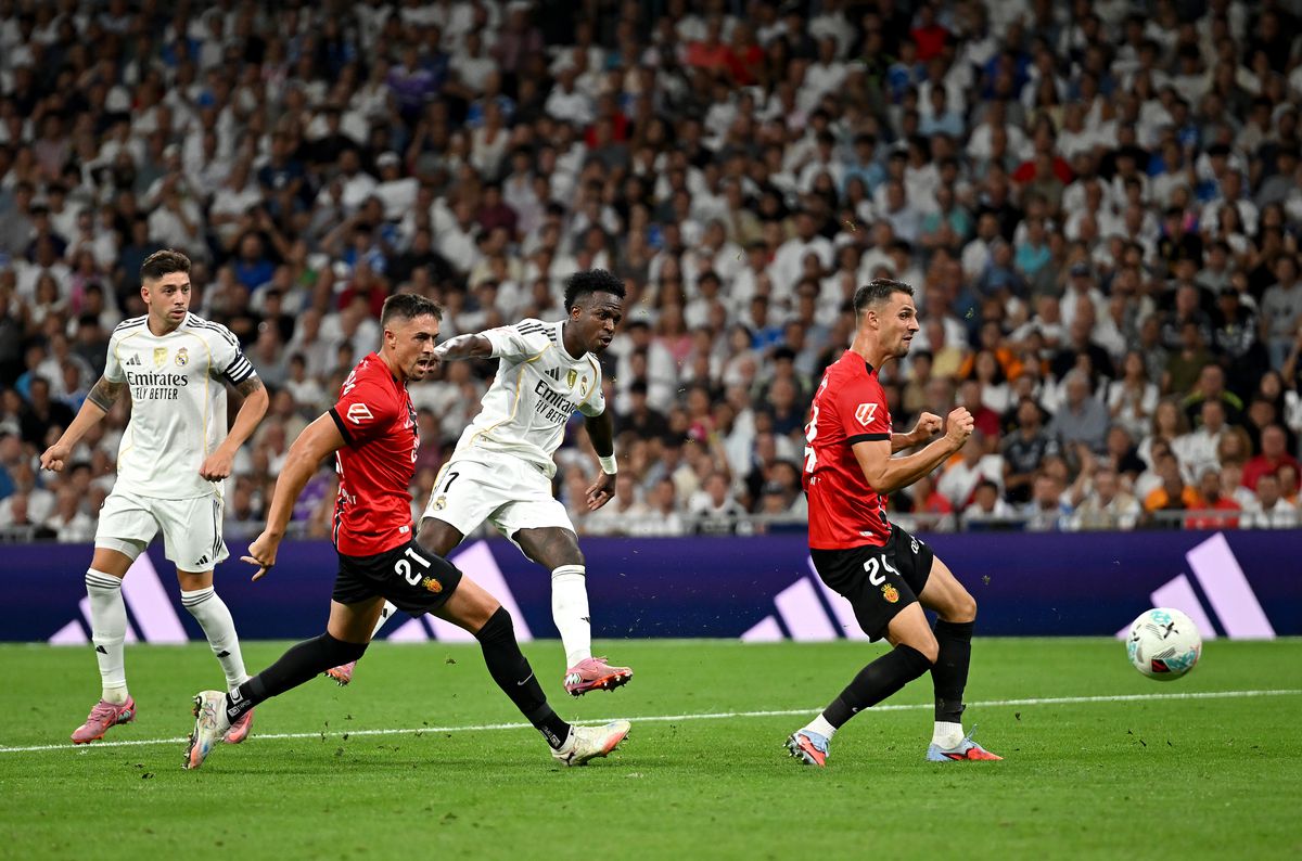 Mbappe contestă VAR-ul, după ce Real Madrid a avut TREI goluri anulate! Imaginea postată de francez