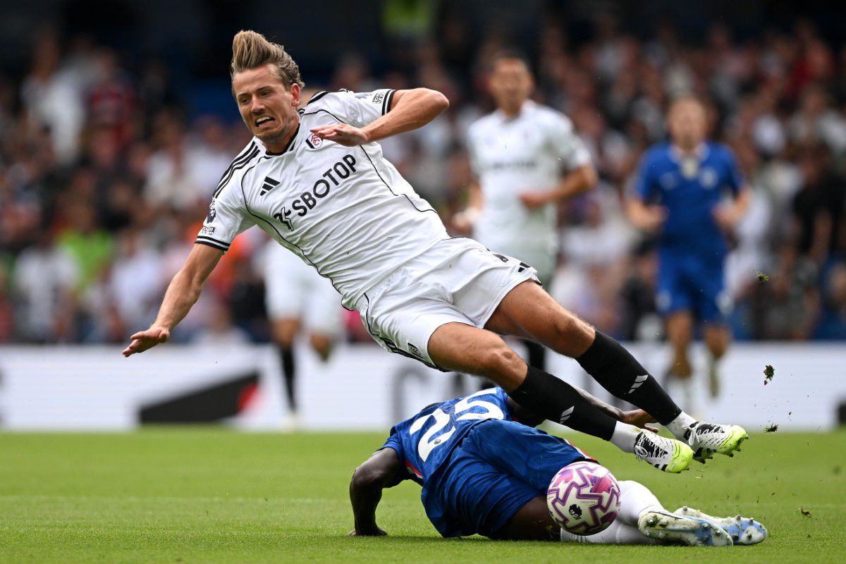 Două faze fixe au liniștit-o pe Fulham » Chelsea câștigă și urcă pe primul loc în Premier League
