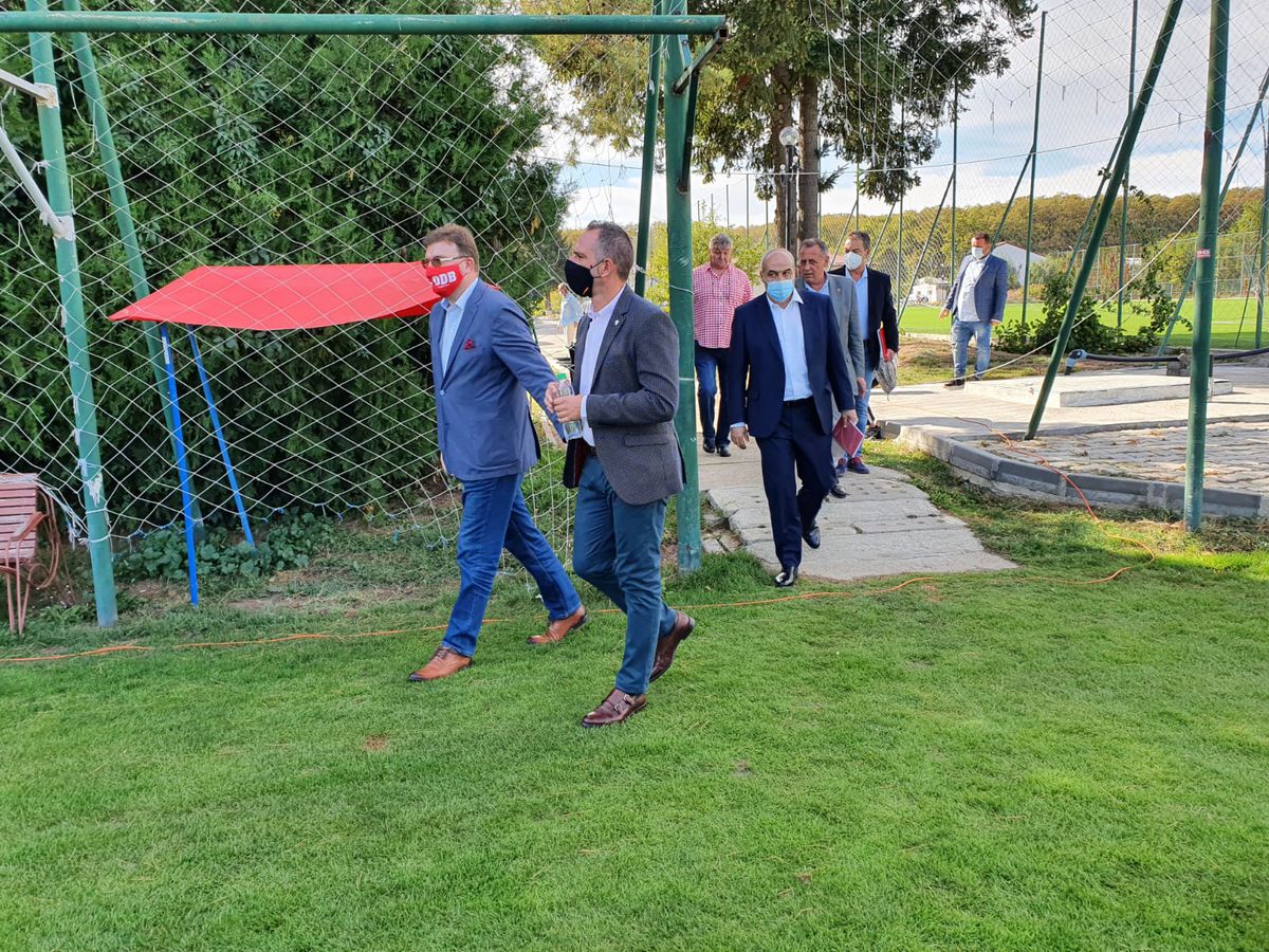 EXCLUSIV UPDATE Dinamo are doar un român pe lista de transferuri! Ce spune jucătorul dorit de Contra