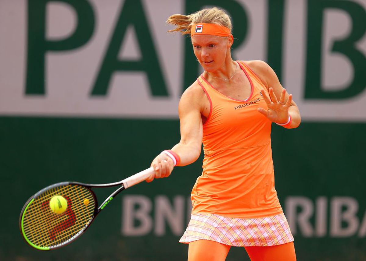 Scene tensionate la Roland Garros! Kiki Bertens, scoasă de pe teren într-un scaun cu rotile, dar adversara a izbucnit la final: „Du-te dracului!”