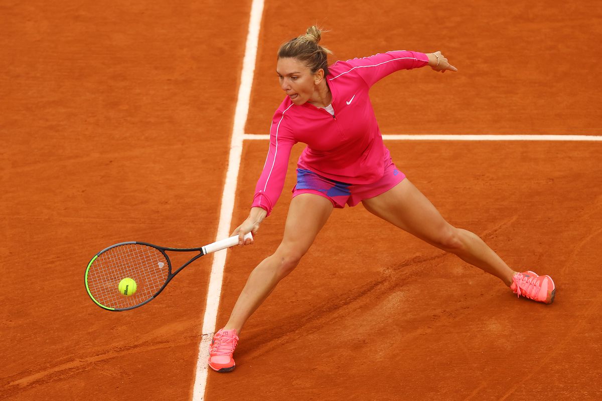 Simona Halep o învinge în două seturi pe Irina Begu la Roland Garros! Cu cine va juca în turul III