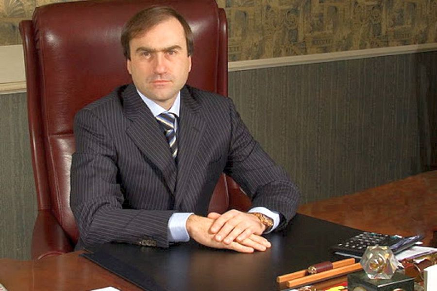 Victor Gușan, omnipotentul patron al lui Sheriff, contrazice toate rețetele conducătorului de club modern, occidental Dragi tovarăşi!