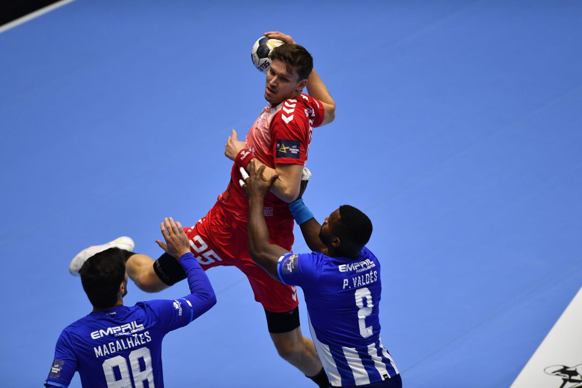 Dinamo, eșec dramatic în meciul cu Porto din Liga Campionilor! Bannour a lovit bara în ultima secundă