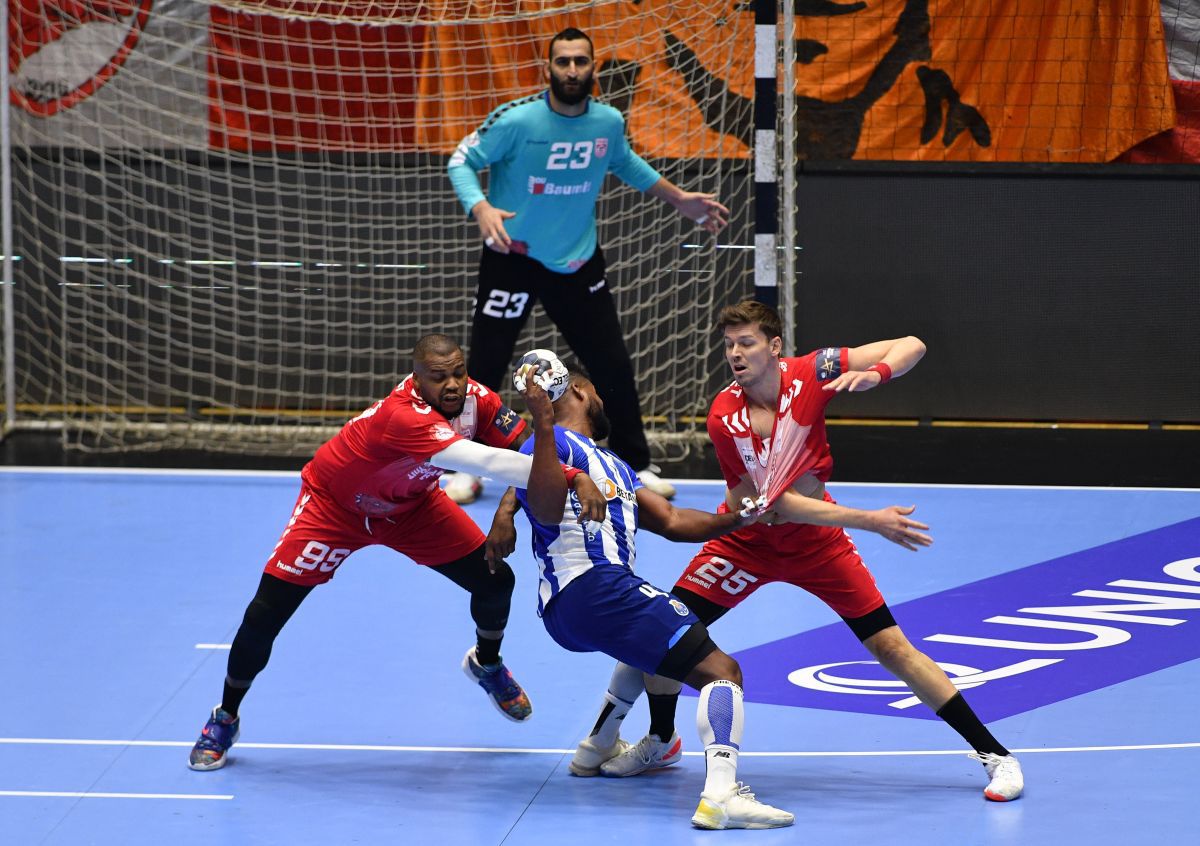 FOTO Dinamo - FC Porto, handbal, 30.09.2021