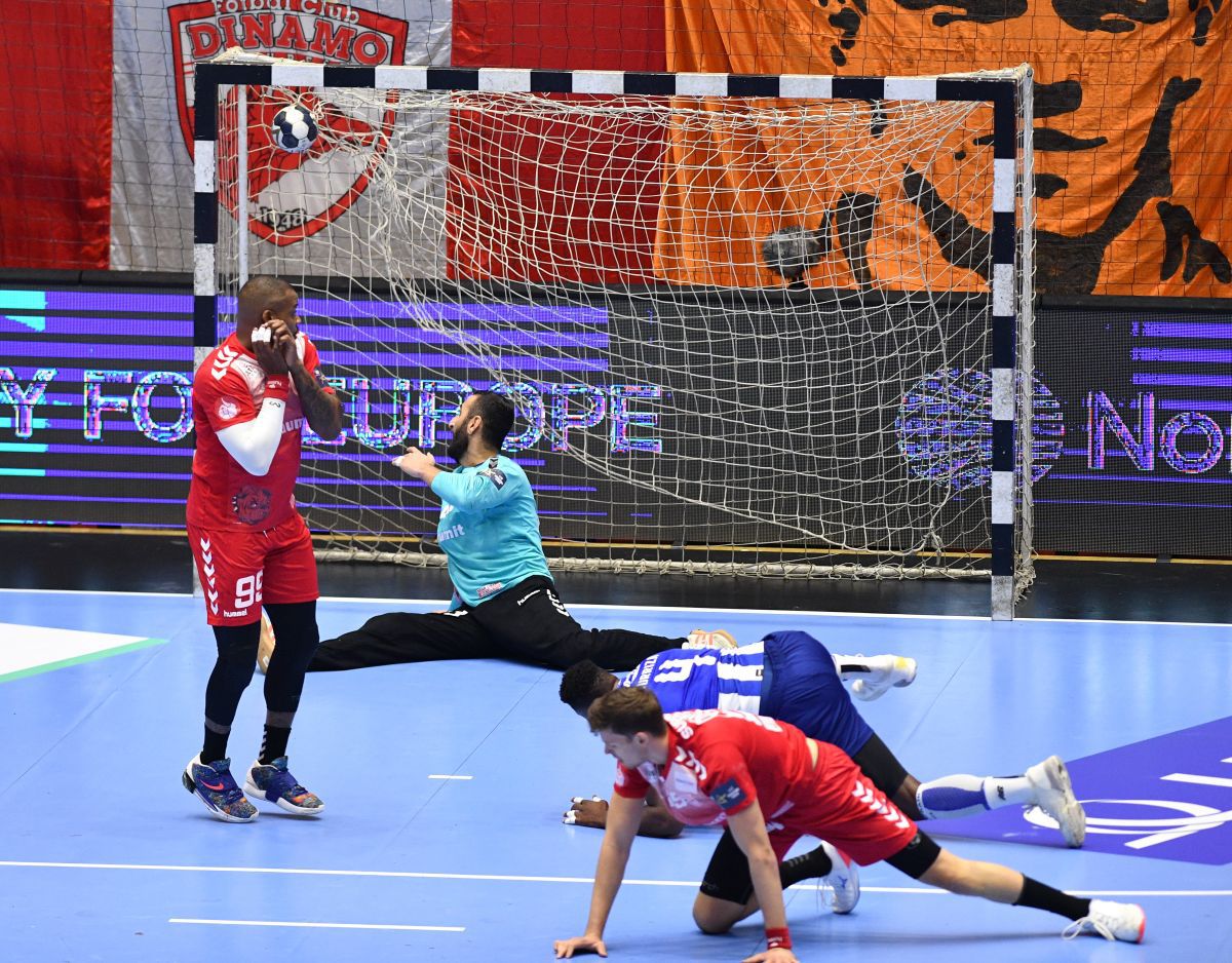 FOTO Dinamo - FC Porto, handbal, 30.09.2021