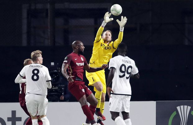CFR e ultima în grupa de Conference, după două etape! Dan Petrescu a luat gol din fază fixă