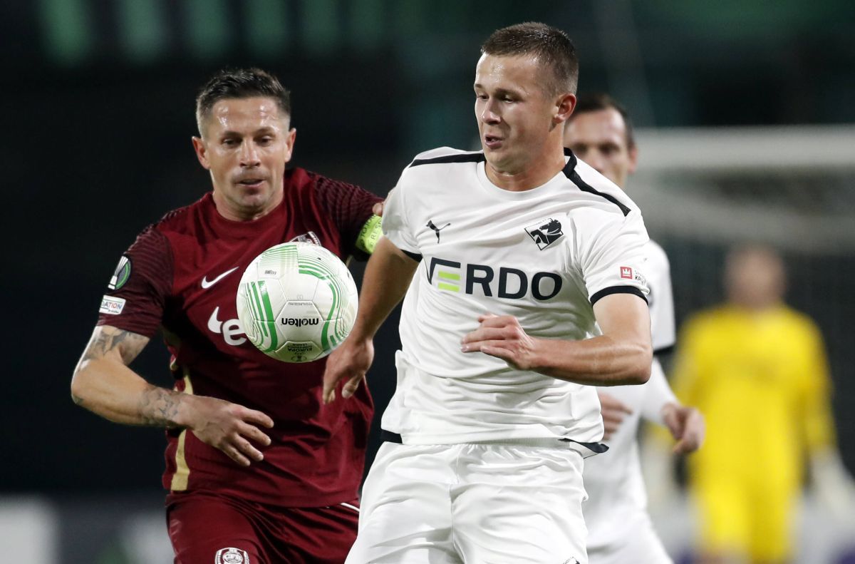 „Vrem fotbal!” » CFR Cluj, „tocată” în direct: „Foarte slabă”