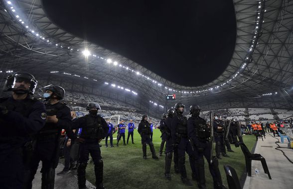 Marseille - Galatasaray, întrerupt în finalul primei reprize » Cicâldău și Moruțan, martori la haosul de pe Velodrome!