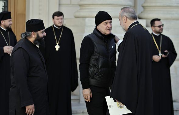 Cum a apărut Gigi Becali la aniversarea a 15 ani de la întronizarea Patriarhului Daniel