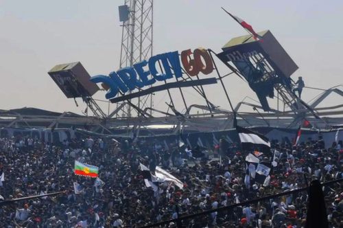 Tribuna stadionului Monumental s-a prăbușit pe spectatori