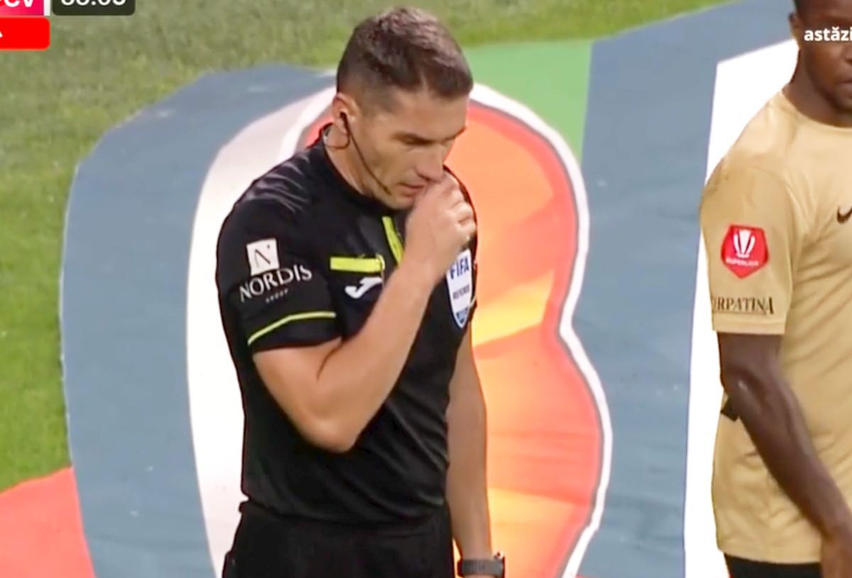 Fază complicată în Universitatea Craiova - FC Voluntari » Oltenii au cerut penalty, Istvan Kovacs ratase momentul! Decizia luată după intervenția VAR