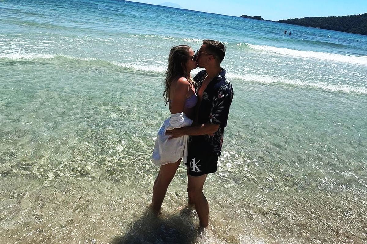 Cui i-a dedicat Marius Ștefănescu reușita extraordinară cu Farul: a cerut-o de soție pe Ileana vara aceasta