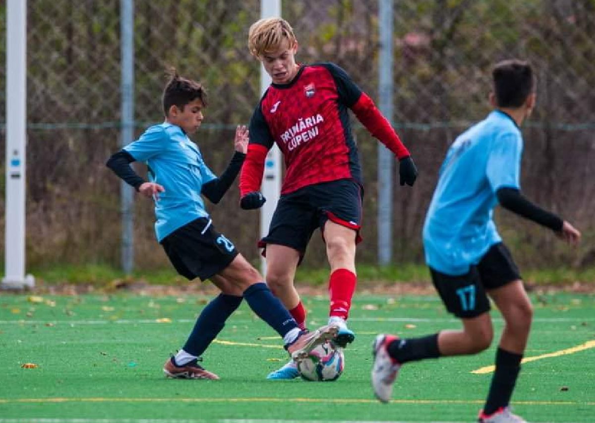 Rapid l-a transferat pe unul dintre protagoniștii serialului GSP „Pasiune pură” » Povestea puștiului care a sacrificat tot pentru a veni la București