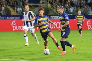 Parma - Cagliari, duelul românilor din Serie A » Deziluzie pentru Man și Mihăilă