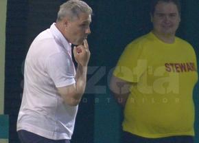 Rapidul i-a pus clauză anti-circ lui Șumudică! „Dacă dă drumul la derapaje, scoate banii!” » Ce amenzi sunt prevăzute în contractul antrenorului giuleștean