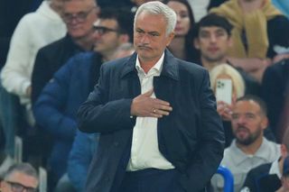 Jose Mourinho, momente emoționante pe Stamford Bridge » Cum l-au primit fanii și care a fost reacția portughezului