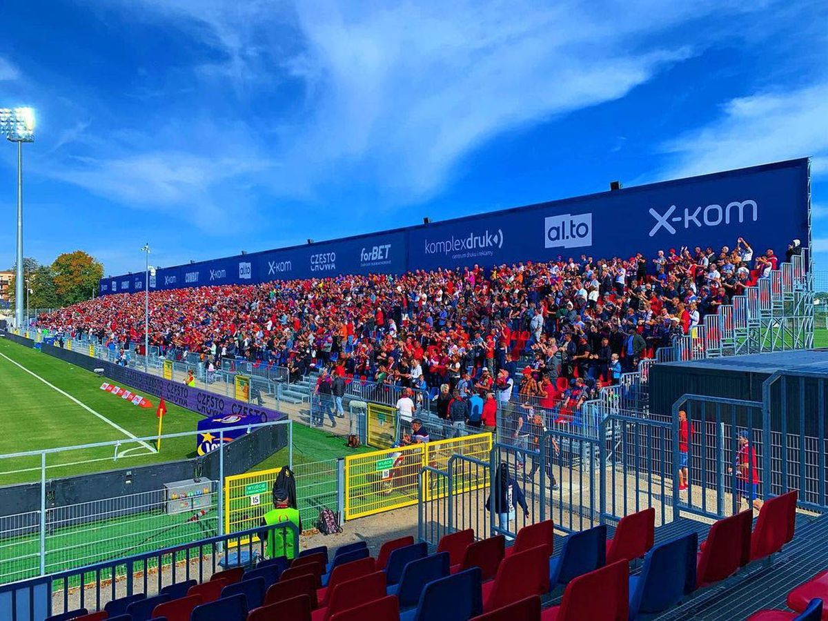 Cine este Rakow, echipa împotriva căreia debutează Craiova în Conference League » A făcut miracole în Polonia, schimbă sistemul în Europa și are în spate un „mastermind”