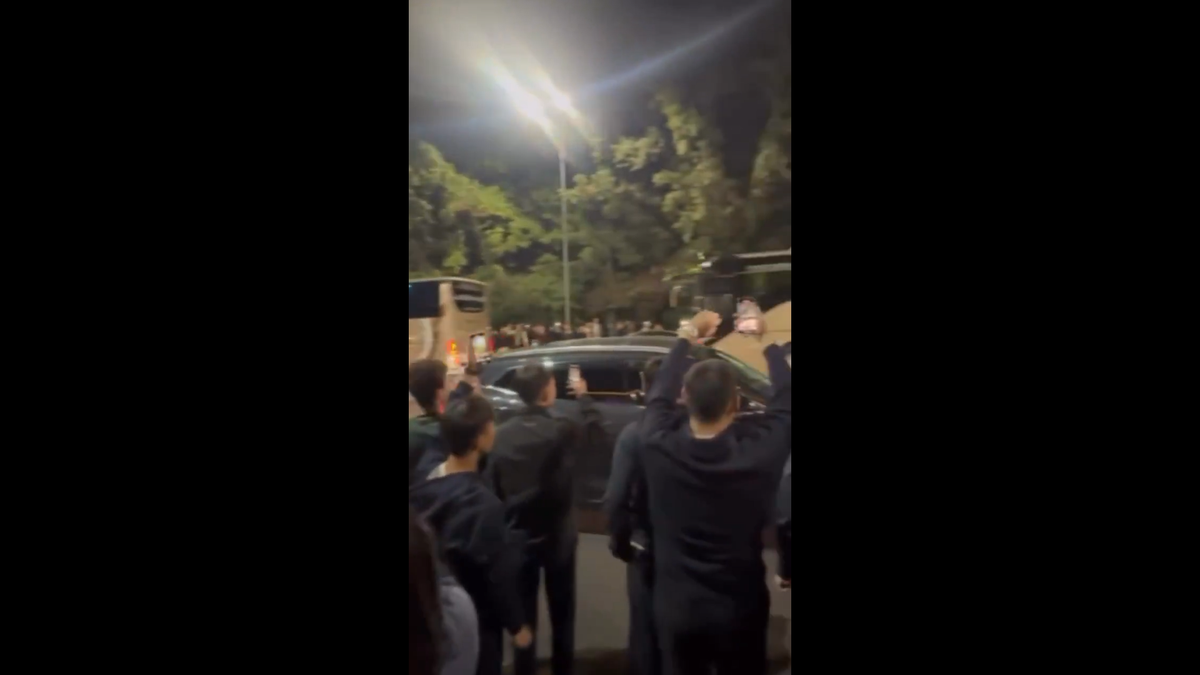 Imagini senzaționale din Almaty, la sosirea lui Real Madrid