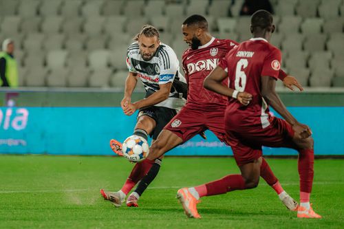 Derby-ul Clujului s-a încheiat la egalitate, scor 2-2 / Foto: IMAGO