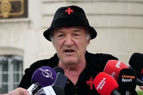 Gigi Becali e atacat dur de Porumboiu