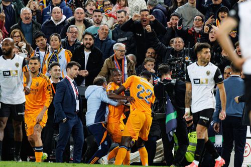 Vinicius jr a avut mereu probleme cu  ultrașii Valenciei / Foto: Imago