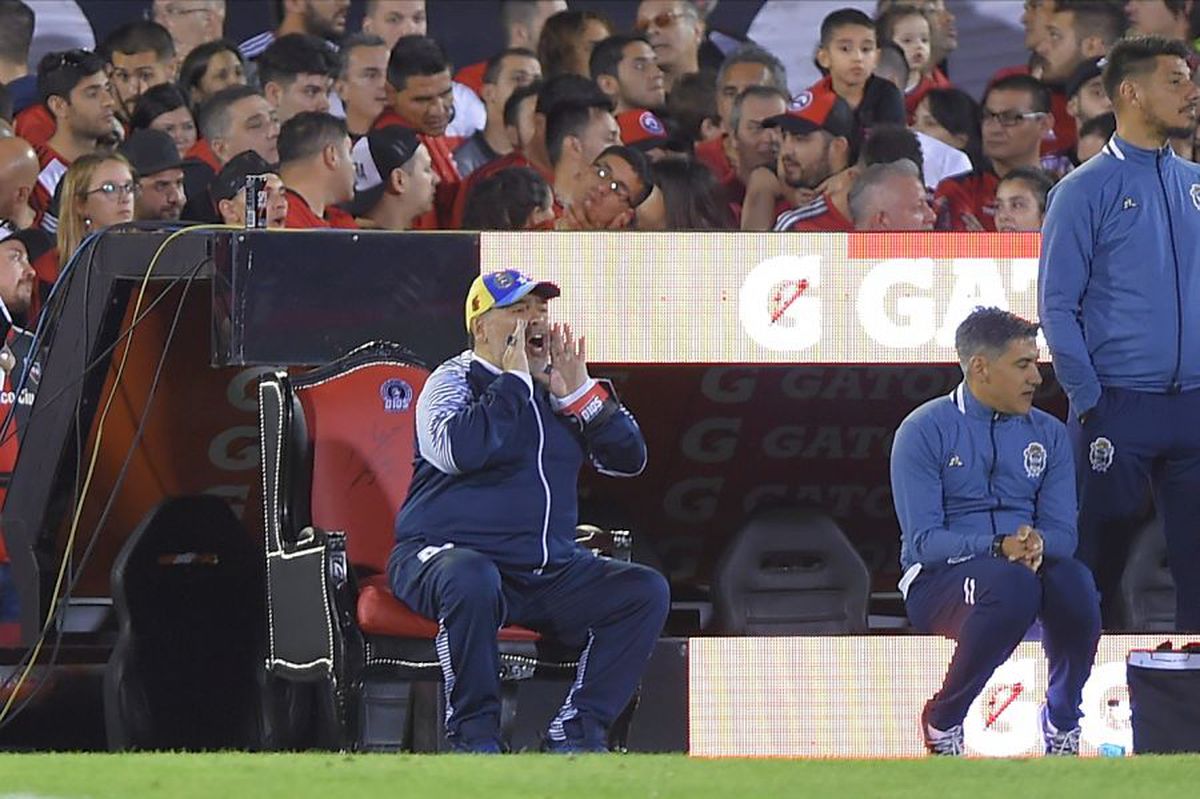 Veste-șoc: Maradona și-a scos fiicele din testament! De ce a luat această decizie