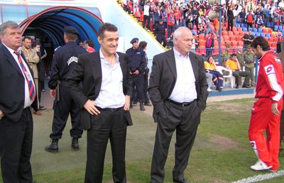 Atunci a început totul! Când s-a implicat Gigi Becali prima dată la echipă » I-a cerut lui Victor Pițurcă să nu-l mai bage în lot pe Romeo Pădureț