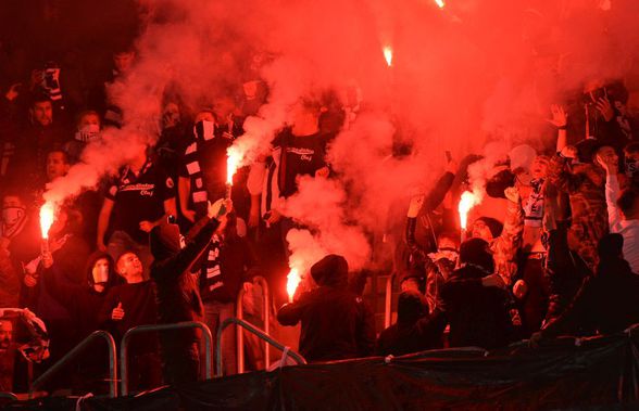 U CLUJ - FCSB 0-1 // VIDEO Galeria ardelenilor a cântat cu jucătorii + Un fan al lui Dinamo s-a pozat cu jucătorii lui Vintilă