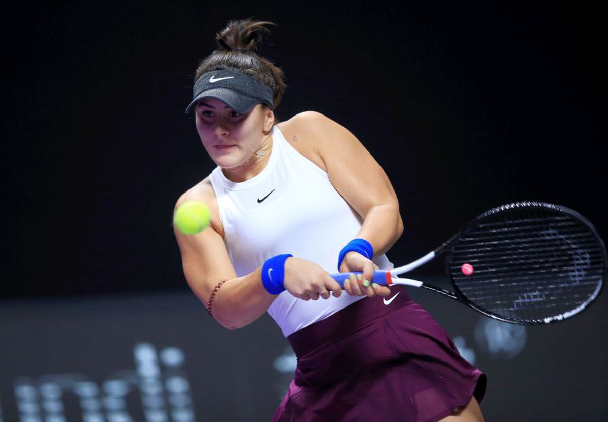 VIDEO+FOTO » Bianca Andreescu a abandonat în partida contra Karolinei Pliskova, de la Turneul Campioanelor