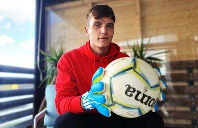 FC ARGEȘ. George Micle, noua senzație a portarilor din Liga 1: „Nu renunț niciodată la mătănii și la cruciulița de la gât!” » De ce n-a rămas la FCSB, deși e stelist de mic