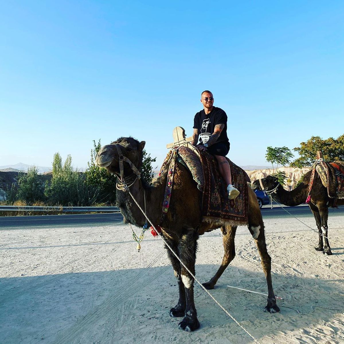 FOTO Denis Alibec și Silviu Lung Jr. nu au simțit cutremurul din Turcia! Ce făcea atacantul naționalei în acele clipe