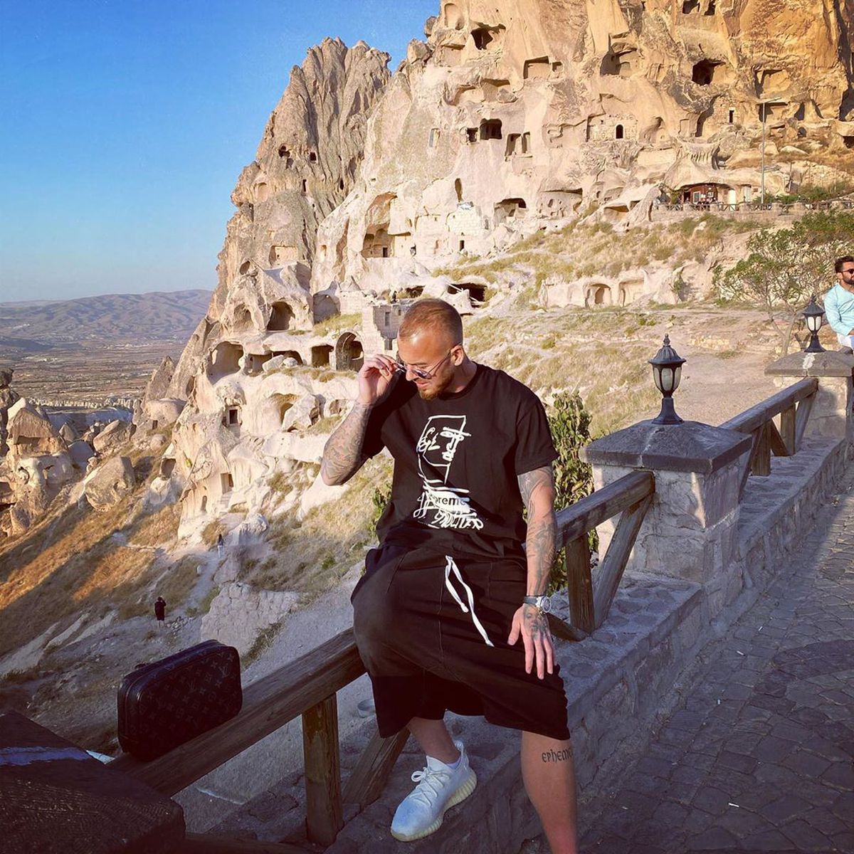 FOTO Denis Alibec și Silviu Lung Jr. nu au simțit cutremurul din Turcia! Ce făcea atacantul naționalei în acele clipe