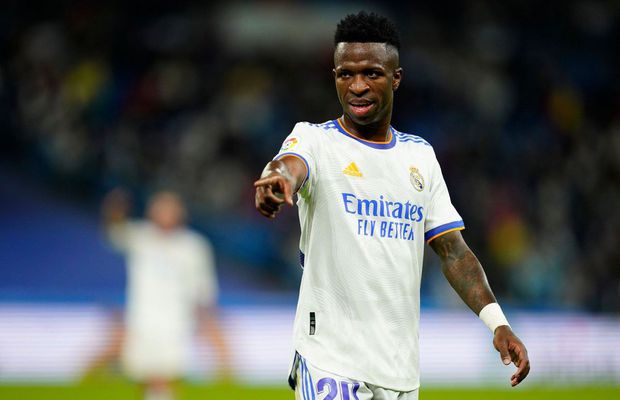 Vinicius, decisiv pentru Real Madrid în meciul cu Elche » A marcat o „dublă” și i-a dus pe madrileni pe prima poziție