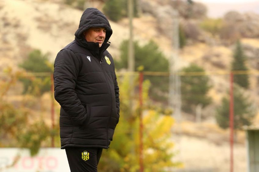 Marius Șumudică, 50 de ani, antrenorul celor de la Yeni Malatyaspor, a tras concluziile după eșecul de azi cu Kasimpașa, 0-2