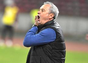 Rednic și-a pierdut răbdarea cu jucătorii lui Dinamo: „Unii sunt răsfățați și nu mai merge așa” » Îi acuză că se dau loviți