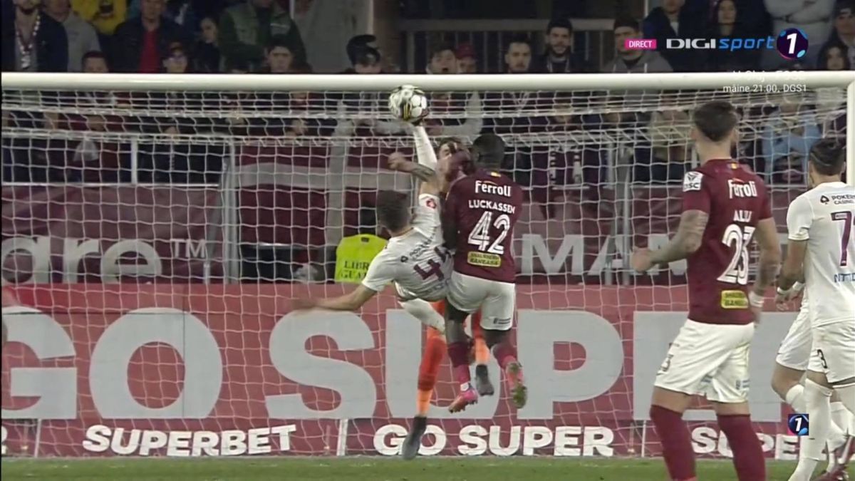 Hațegan a semnalat penalty-ul din Rapid - CFR Cluj