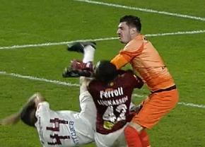 Hațegan l-a salvat și pe Popa » Penalty-ul din Rapid - CFR Cluj, semnalat din camera VAR
