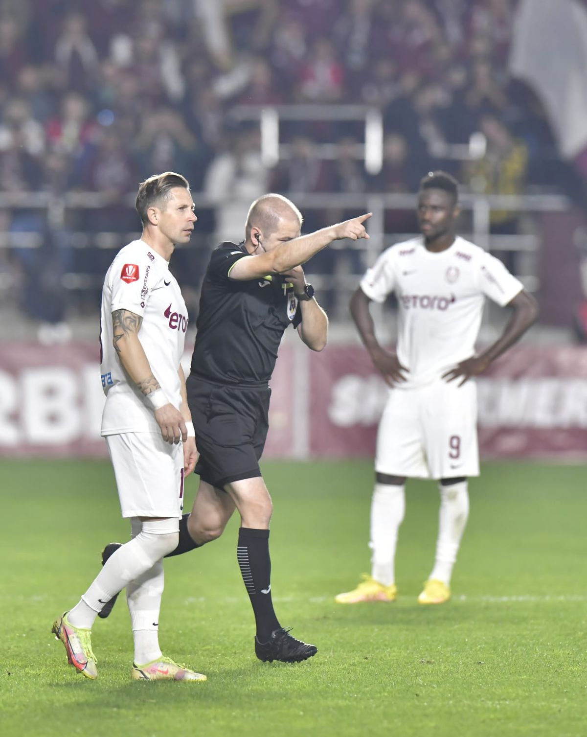 Cristian Săpunaru, sarcastic despre arbitrajul din Rapid - CFR Cluj: „N-a fost penalty? E vătămare corporală, i-a dat 2 pumni în cap! Să dăm și noi, dacă ăla nu e penalty”