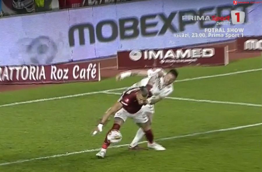 Penalty inexistent validat în Rapid - CFR Cluj! Dugandzic a păcălit și VAR-ul + Crăciunescu: „Eu nu dădeam nici primul 11 metri!”