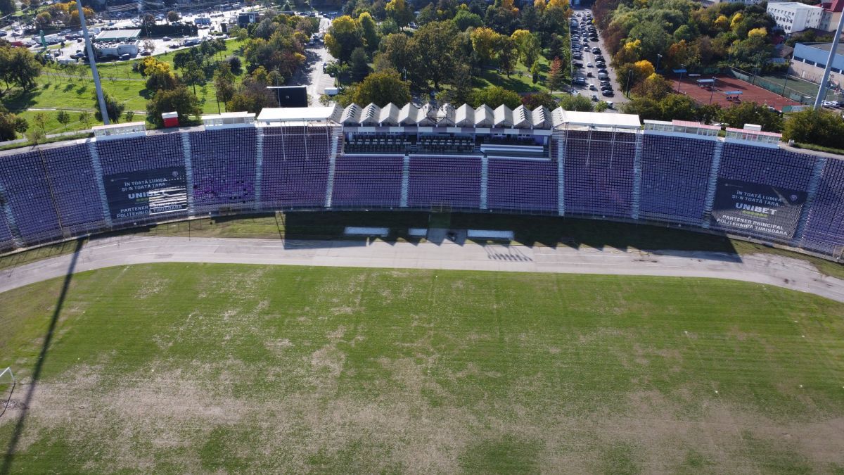 Protest organizat în Timișoara: „Vedem cum peste tot în țară se construiesc stadioane, săli de sport, bazine de înot”