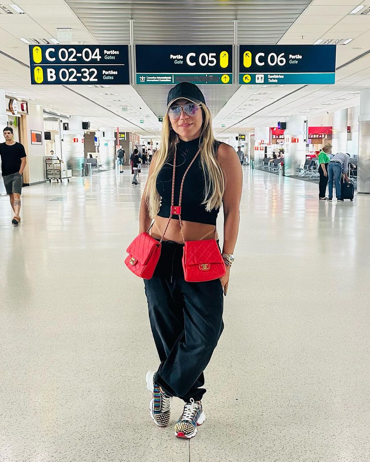 Părăsită pentru nepoată, fosta soție a găsit răzbunarea perfectă » Cu cine s-a cuplat