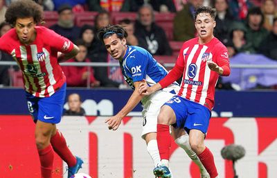 Ianis Hagi, printre cei mai buni de la Alaves în înfrângerea cu Atletico » Pasă de gol + O ratare incredibilă