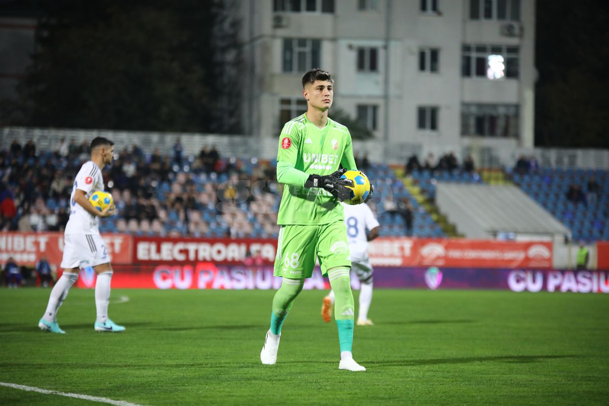 Nistor-show la Botoșani » Golazo și assisturi superbe, e cel mai bun din SuperLigă!