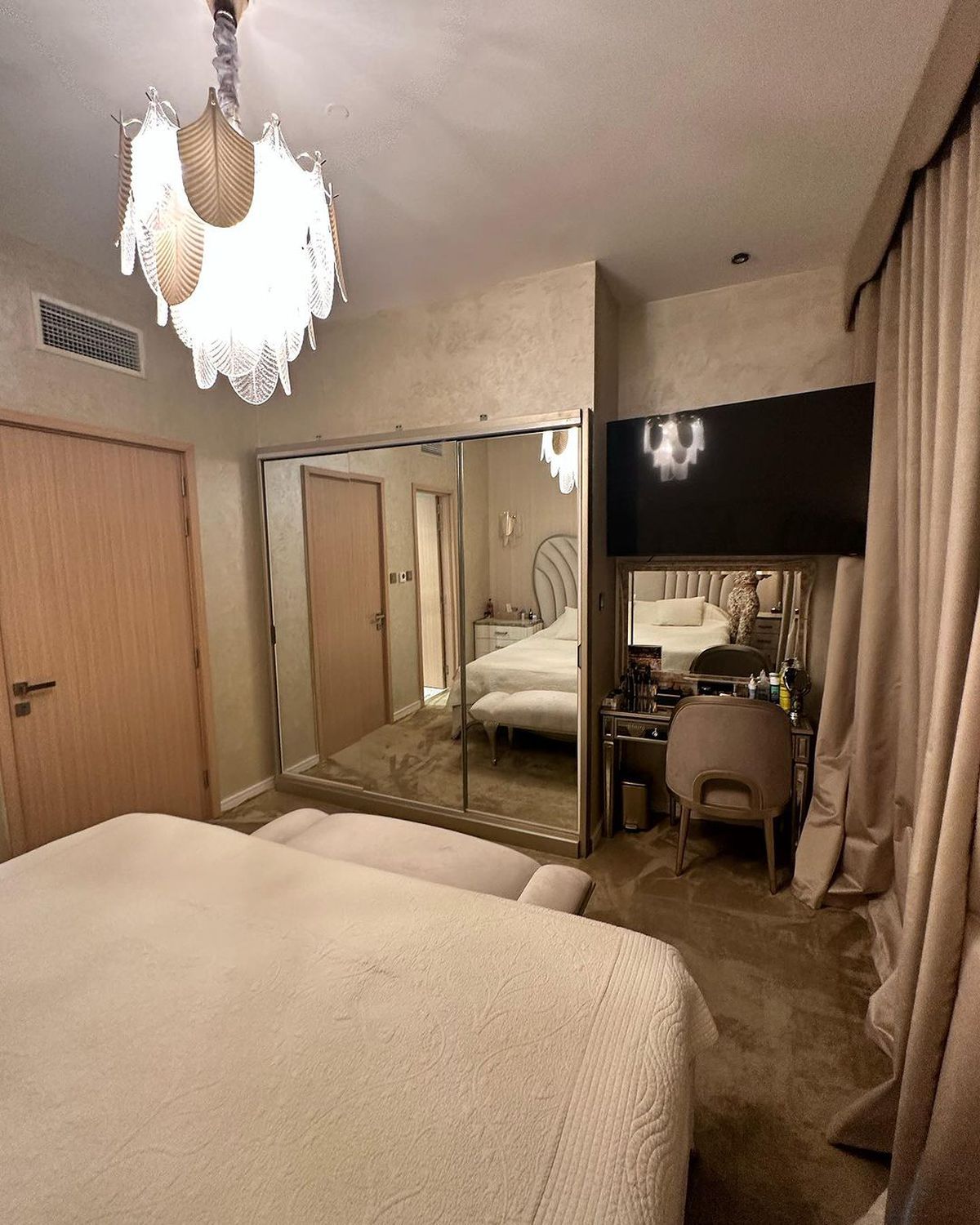 Fosta soție a lui Ilie Năstase e femeie de afaceri în Dubai » Cât de bine îi merge: „Sunt invitată la deschideri de magazine sau restaurante”