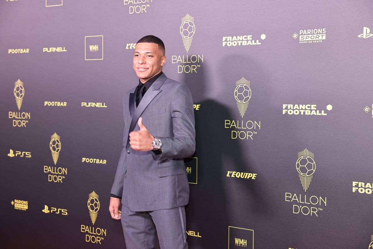 Iubitele și soțiile jucătorilor de la Balonul de Aur 2023