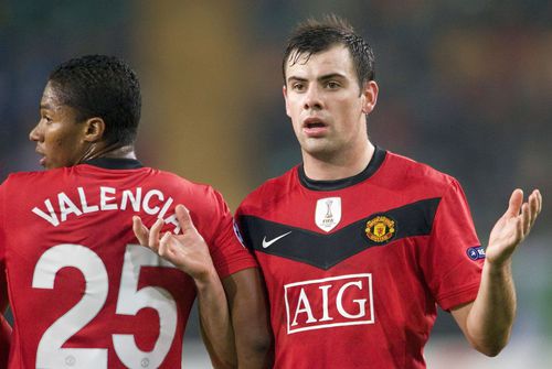 Darron Gibson (dreapta), în tricoul lui Manchester United. 
Foto: Imago