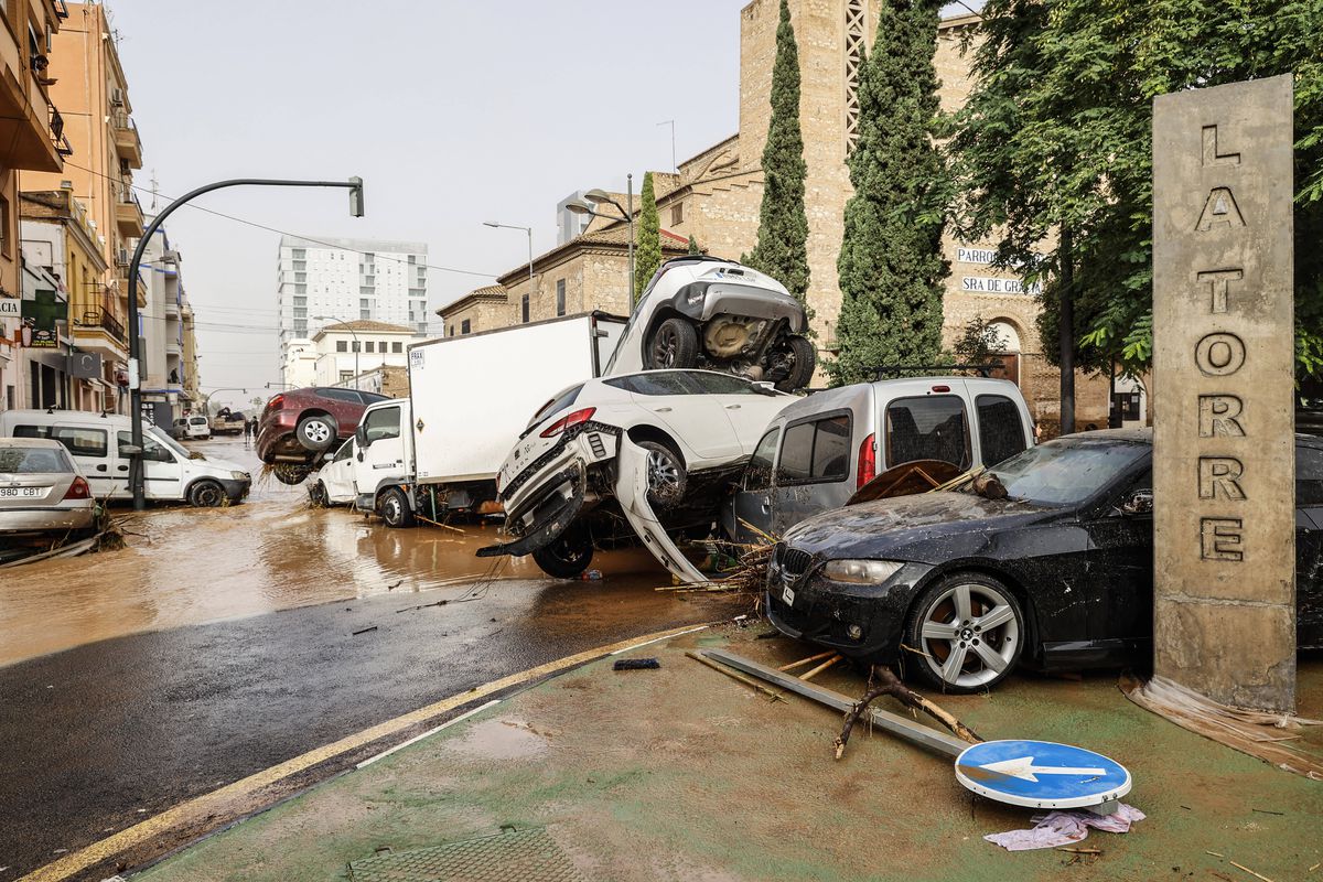 Alertă în Valencia! Inundațiile devastatoare au amânat meciul din Copa del Rey » Cel puțin 51 de decese