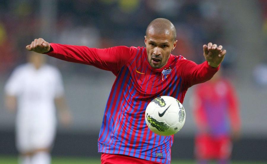Geraldo Alves, fostul fundaș de la FCSB, e acum în staff-ul Rapidului: „Asta am vorbit cu Pancu. Avem lot de primul loc!”